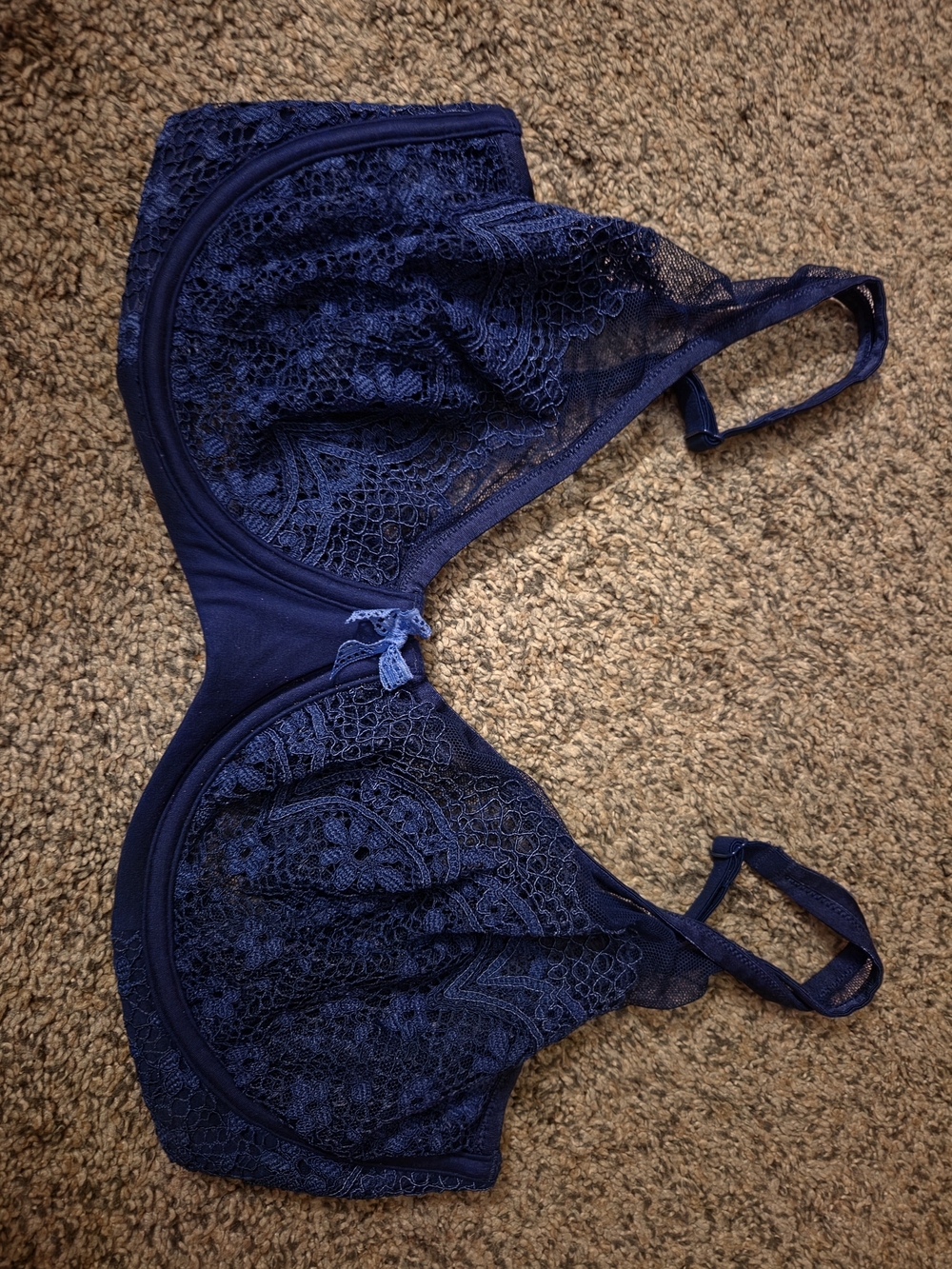 Victoria's Secret Navy Lace Unlined Underwire Bra
